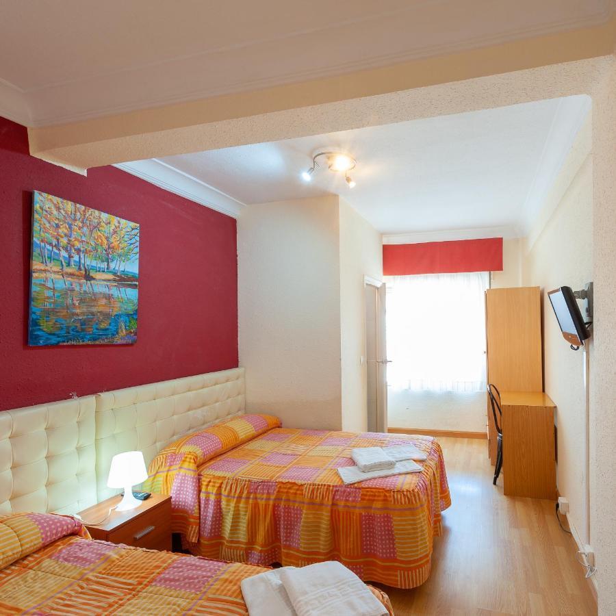 Hostal Manjon Burgo Εξωτερικό φωτογραφία