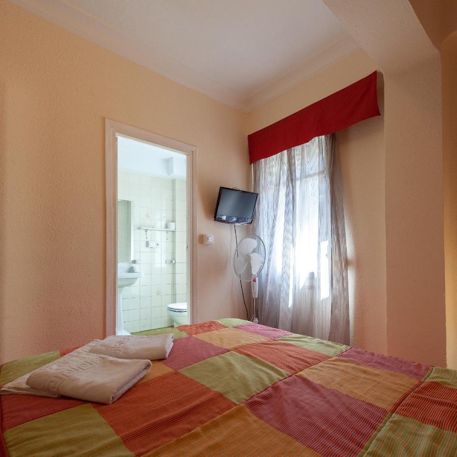 Hostal Manjon Burgo Εξωτερικό φωτογραφία
