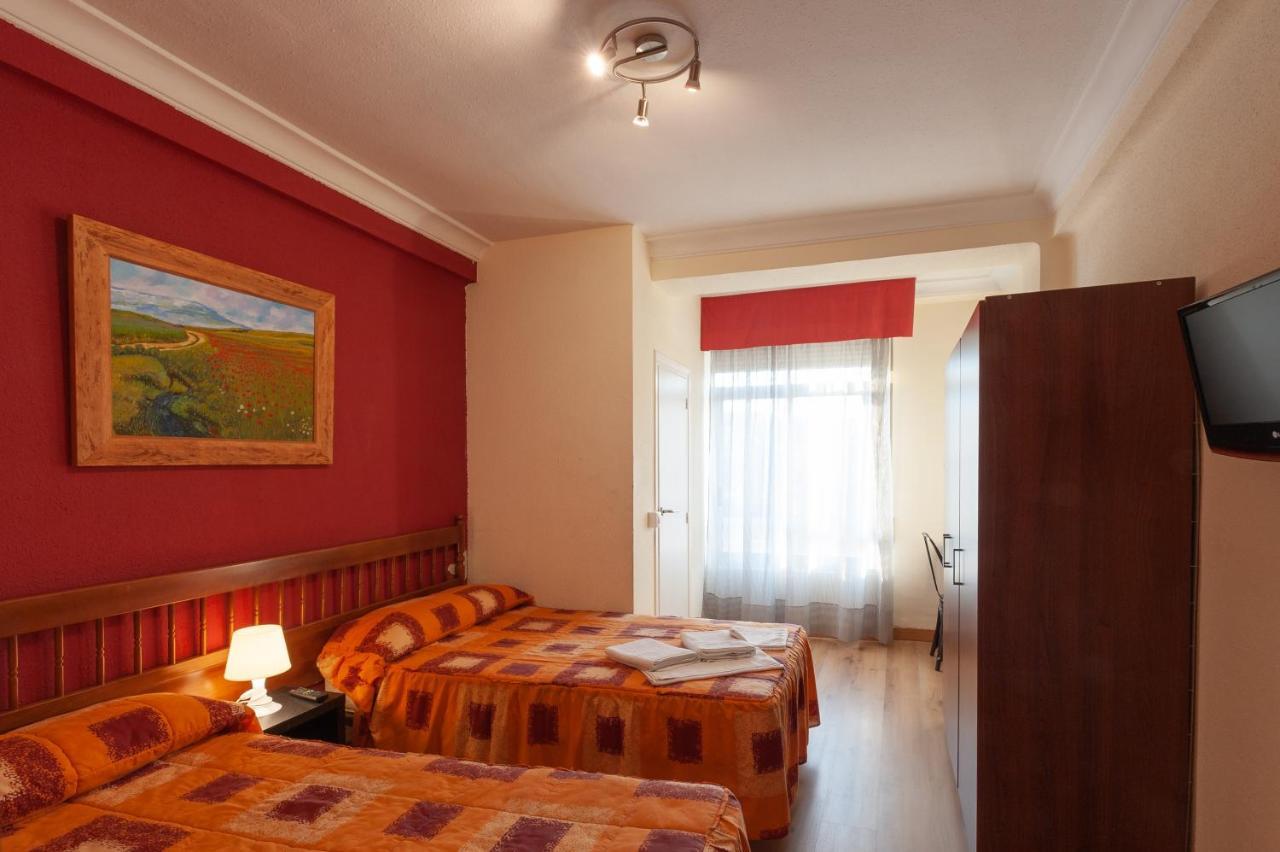 Hostal Manjon Burgo Εξωτερικό φωτογραφία