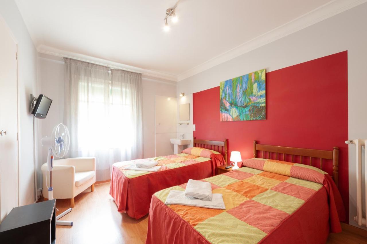 Hostal Manjon Burgo Εξωτερικό φωτογραφία